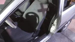 Foto de ASIENTO DELANTERO IZQUIERDO OPEL CORSA C 1.2 16V CAT (Z 12 XE / LW4) (75 CV / 55 KW) referencia 9179250