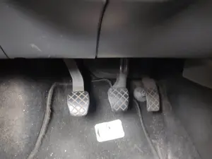 Foto de PEDAL EMBRAGUE SEAT IBIZA (6L1) 1.9 TDI (101 CV / 74 KW)