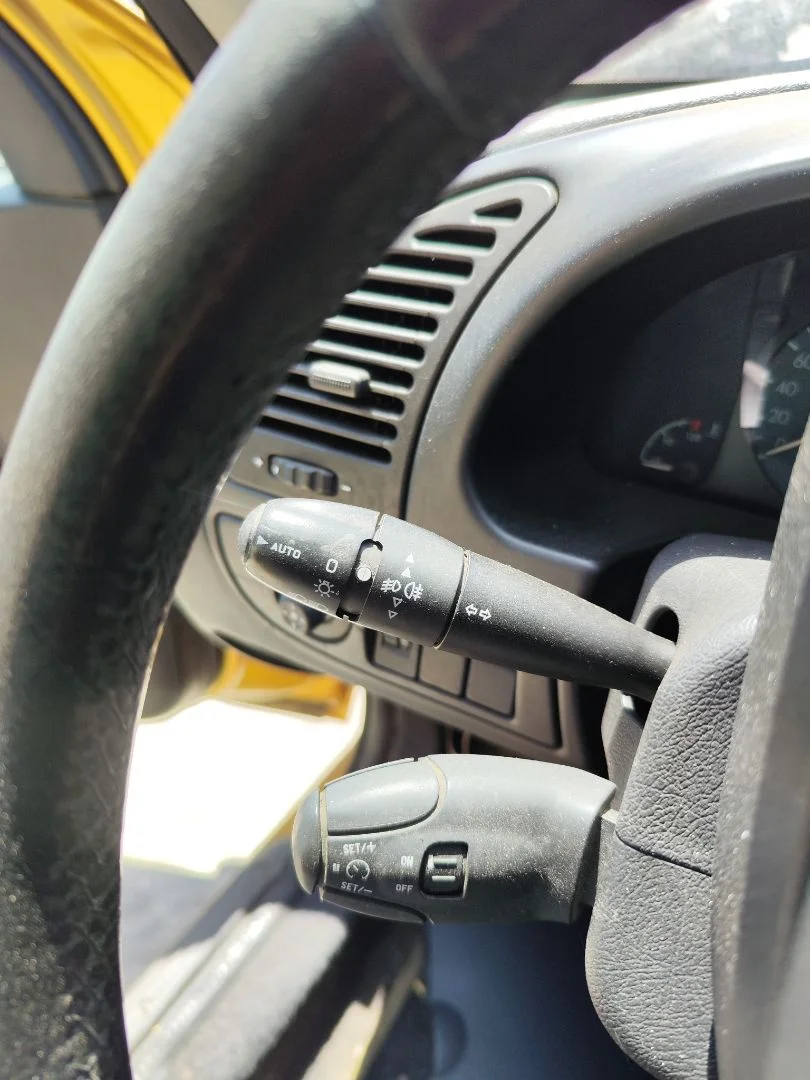 Foto de MANDO INTERMITENTES CITROEN XSARA BERLINA 1.6 16V CAT (NFU / TU5JP4) (109 CV / 80 KW) referencia 96251931ZL