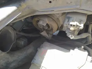 Foto de FARO IZQUIERDO NISSAN X-TRAIL (T30) 2.2 16V Turbodiesel CAT (114 CV / 84 KW) referencia 260608H925 foto 2
