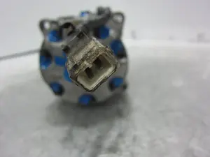Foto de COMPRESOR AIRE ACONDICIONADO PEUGEOT 306 3/5 PT. / 4 PT. (S2) referencia SD7V161227F foto 3