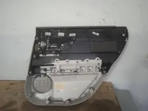 Foto de GUARNECIDO PUERTA TRASERA IZQUIERDA JAGUAR XF 2.0 Diesel CAT (163 CV / 120 KW) referencia GX6327601A foto 2
