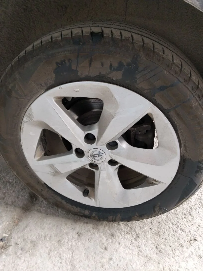 Foto de LLANTA NISSAN QASHQAI (J11E) 1.2 16V CAT (116 CV / 85 KW)