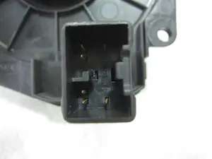 Foto de ANILLO AIRBAG NISSAN MICRA (K11) 1.0 16V CAT (54 CV / 40 KW) referencia 255549F000 foto 6