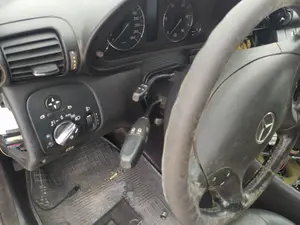Foto de CUADRO INSTRUMENTOS MERCEDES-BENZ CLASE C (BM 203) BERLINA 2.2 CDI CAT (150 CV / 110 KW)