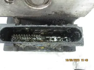 Foto de ABS CITROEN C4 BERLINA 1.6 16V HDi (90 CV / 66 KW) referencia 9649988280 foto 3