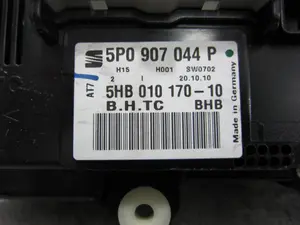 Foto de NO IDENTIFICADO SEAT LEON (1P1) 1.6 TDI (105 CV / 77 KW) referencia 5P0907044P foto 3