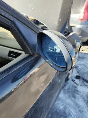 Foto de RETROVISOR DERECHO BMW SERIE 3 BERLINA (E90) 2.0 16V Diesel (163 CV / 120 KW) foto 2