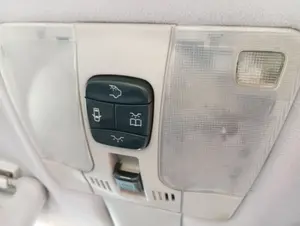 Foto de LUZ INTERIOR MERCEDES-BENZ CLK (BM 208) COUPE 2.0 Compresor CAT (163 CV / 120 KW) referencia A2088206701 FKZ