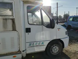 Foto de PUERTA DELANTERA DERECHA FIAT DUCATO II CAMIÓN 2.8 JTD (146 CV / 107 KW) referencia 1385509080