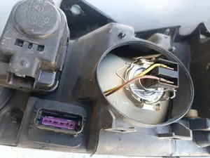 Foto de FARO DERECHO PEUGEOT 406 BERLINA (S1/S2) referencia 9630423177 foto 5