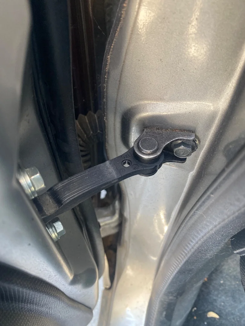 Foto de RETENEDOR PUERTA NISSAN MICRA (K12E) referencia 80430AX10B