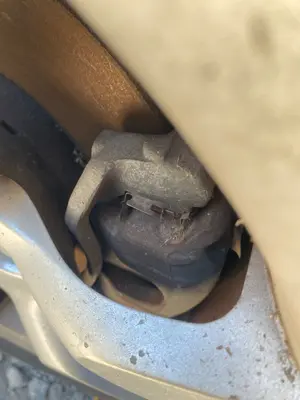 Foto de PINZA DE FRENO TRASERA IZQUIERDA PEUGEOT 307 CC CABRIO-COUPÉ (S2)