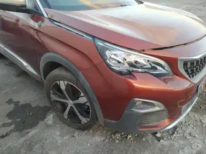 Foto de NO IDENTIFICADO PEUGEOT 3008 1.5 Blue-HDI FAP (131 CV / 96 KW) foto 119