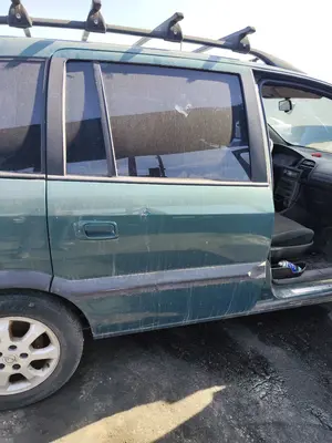 Foto de PUERTA TRASERA DERECHA OPEL ZAFIRA A 2.0 DTI (101 CV / 74 KW) referencia 13160995