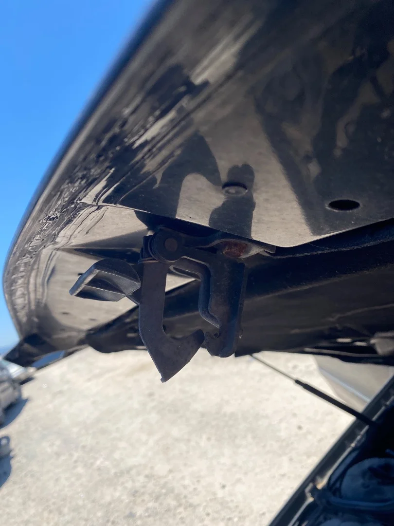 Foto de CERRADURA CAPO MERCEDES-BENZ CLK (BM 209) CABRIO 1.8 CAT (163 CV / 120 KW) referencia A2198800160