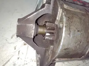 Foto de MOTOR ARRANQUE RENAULT MEGANE I FASE 2 BERLINA (BA0) 1.6 (107 CV / 79 KW) referencia 7700274178 foto 4