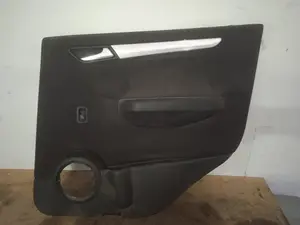 Foto de GUARNECIDO PUERTA TRASERA DERECHA MERCEDES-BENZ CLASE B (BM 245) 2.0 CDI CAT (140 CV / 103 KW) referencia 3680579F04000