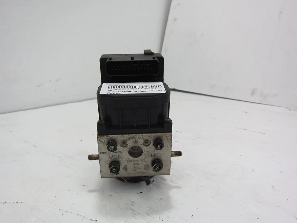Foto de ABS RENAULT MEGANE I BERL./ BERL. CON PORTÓN (BA0) referencia 7700423034