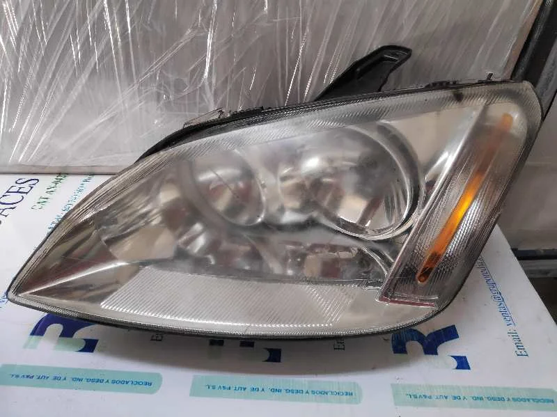 Foto de FARO IZQUIERDO FORD FOCUS C-MAX (CAP)(2003) referencia 084311158L