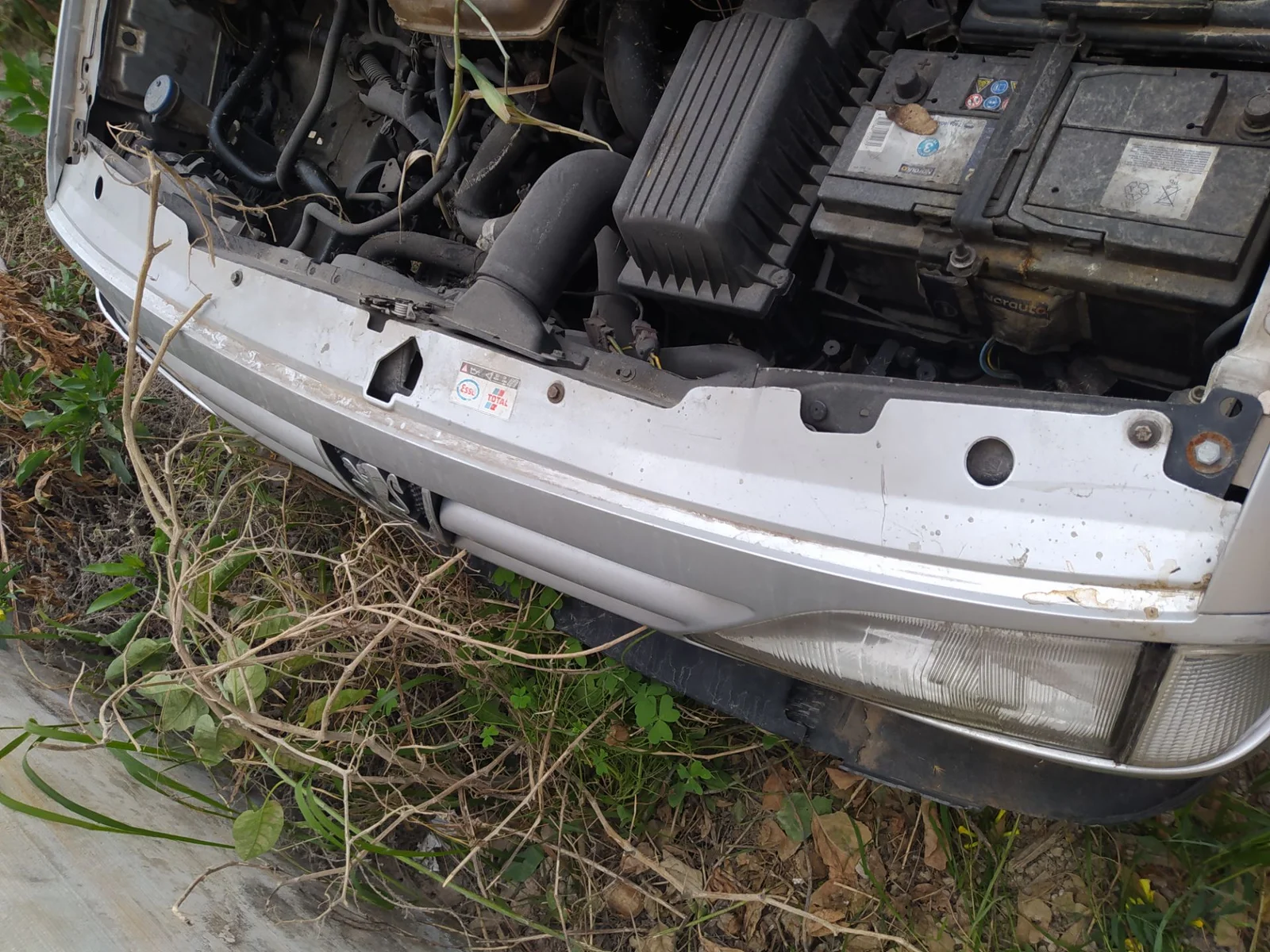 Foto de PANEL FRONTAL PEUGEOT EXPERT FURGÓN COMFORT (1995) 2.0 HDi (109 CV / 80 KW)