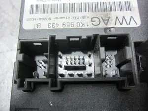 Foto de MODULO ELECTRONICO SEAT LEON (1P1) 2.0 TDI (140 CV / 103 KW) referencia 1K0959433BT foto 4