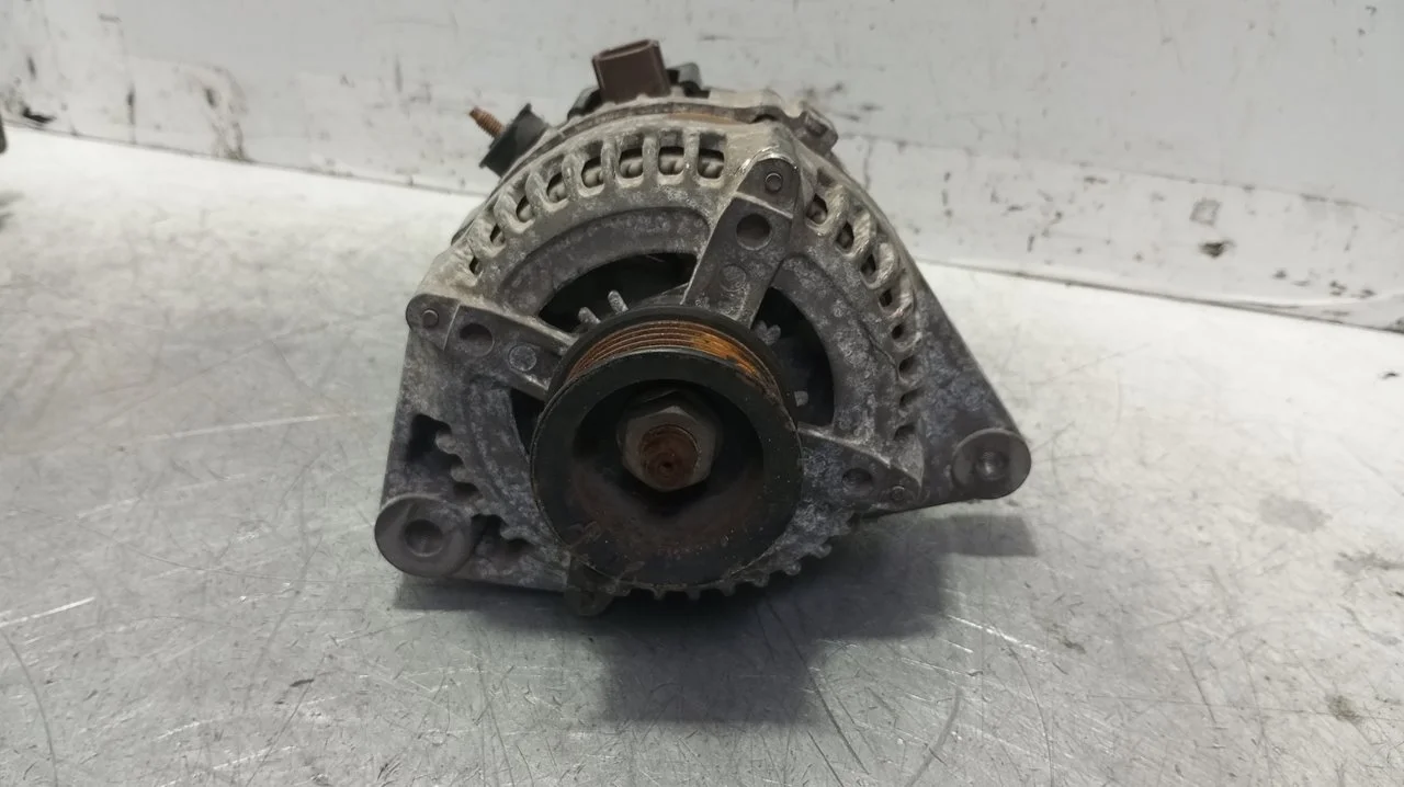 Foto de ALTERNADOR LEXUS RX 300 (MCU35) 3.0 V6 CAT (204 CV / 150 KW) referencia 2706020290