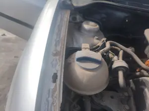 Foto de DEPOSITO EXPANSION SEAT CORDOBA BERLINA (6L2) 1.4 16V (75 CV / 55 KW) referencia 6Q0121407D foto 9