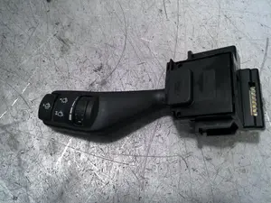 Foto de MANDO LIMPIA FORD FOCUS BERLINA (CAP) 1.6 TDCi CAT (109 CV / 80 KW) referencia 17D346B