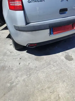 Foto de PARAGOLPES TRASERO CITROEN C4 BERLINA 1.6 16V HDi (90 CV / 66 KW) referencia 7410W9 foto 2