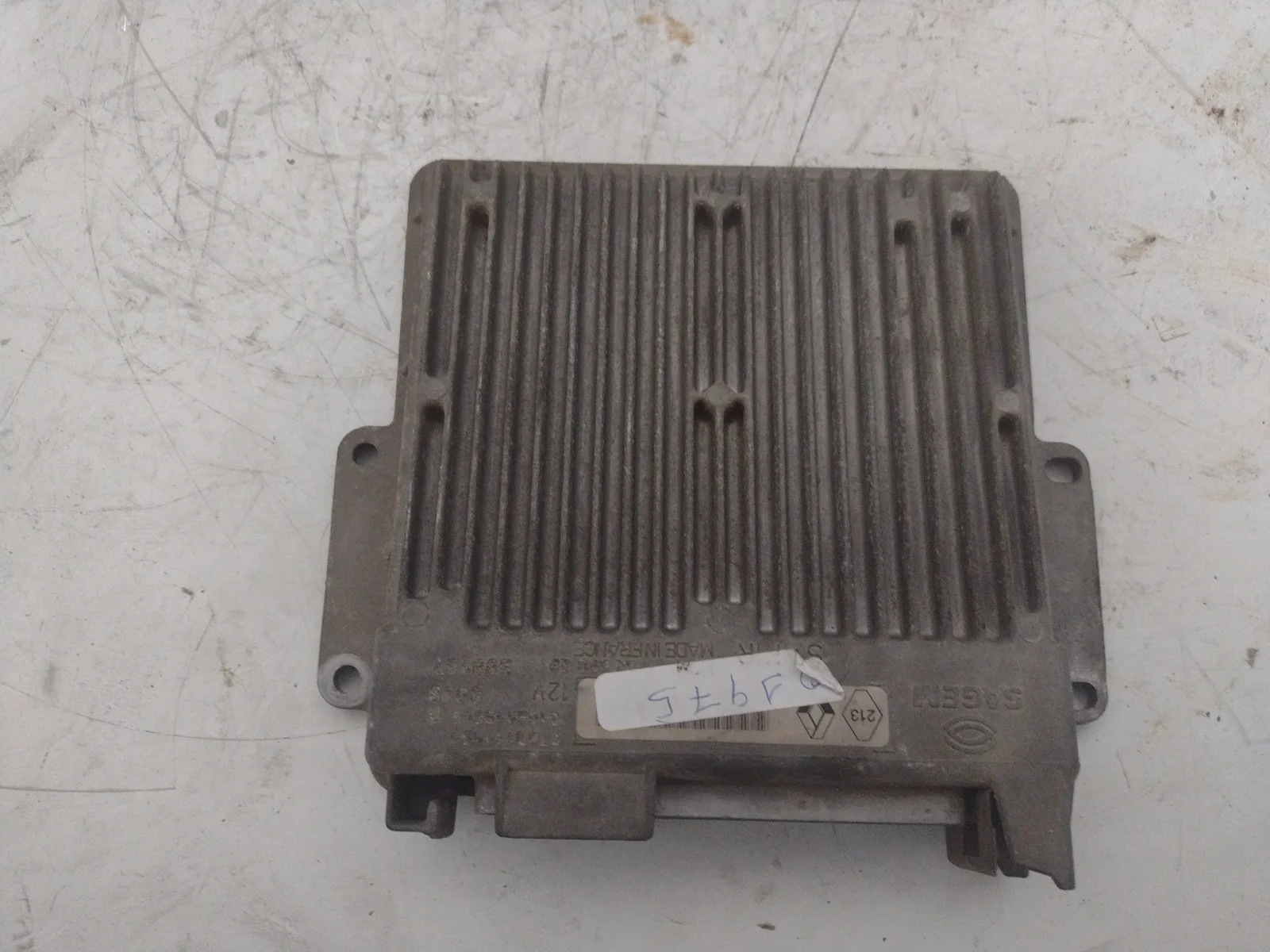 Foto de CENTRALITA MOTOR UCE RENAULT CLIO II FASE I (B/CB0) 1.2 (58 CV / 43 KW) referencia 7700111151