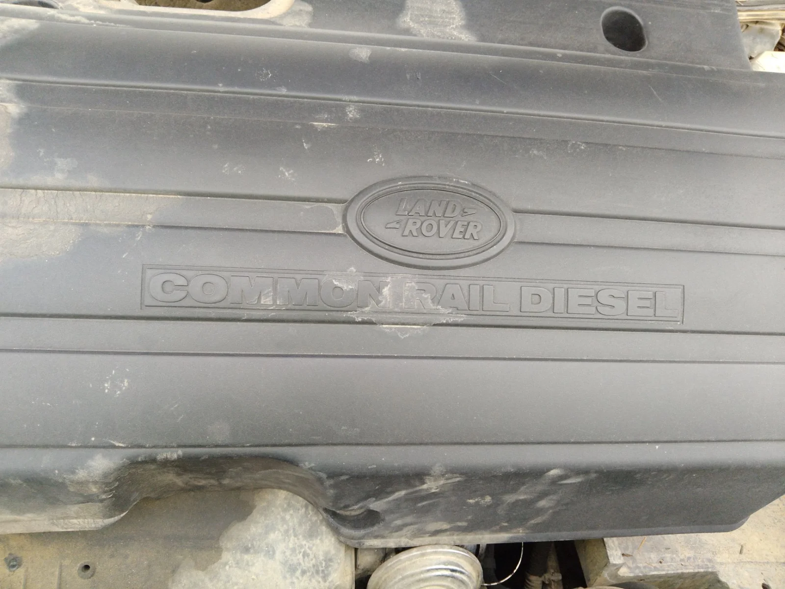 Foto de TAPA MOTOR LAND ROVER FREELANDER (LN) 2.0 Td4 CAT (112 CV / 82 KW)