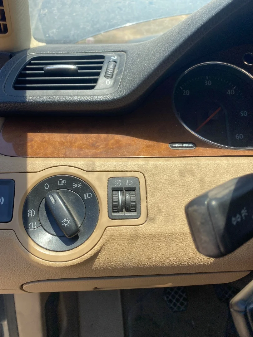 Foto de MANDO LUCES VOLKSWAGEN PASSAT BERLINA (3C2) 2.0 TDI (140 CV / 103 KW) referencia 3C9953513AGFKZ