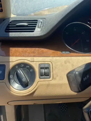 Foto de MANDO LUCES VOLKSWAGEN PASSAT BERLINA (3C2) 2.0 TDI (140 CV / 103 KW) referencia 3C9953513AGFKZ