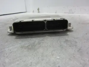 Foto de CENTRALITA MOTOR UCE SEAT IBIZA (6L1) referencia 038906019NE foto 2