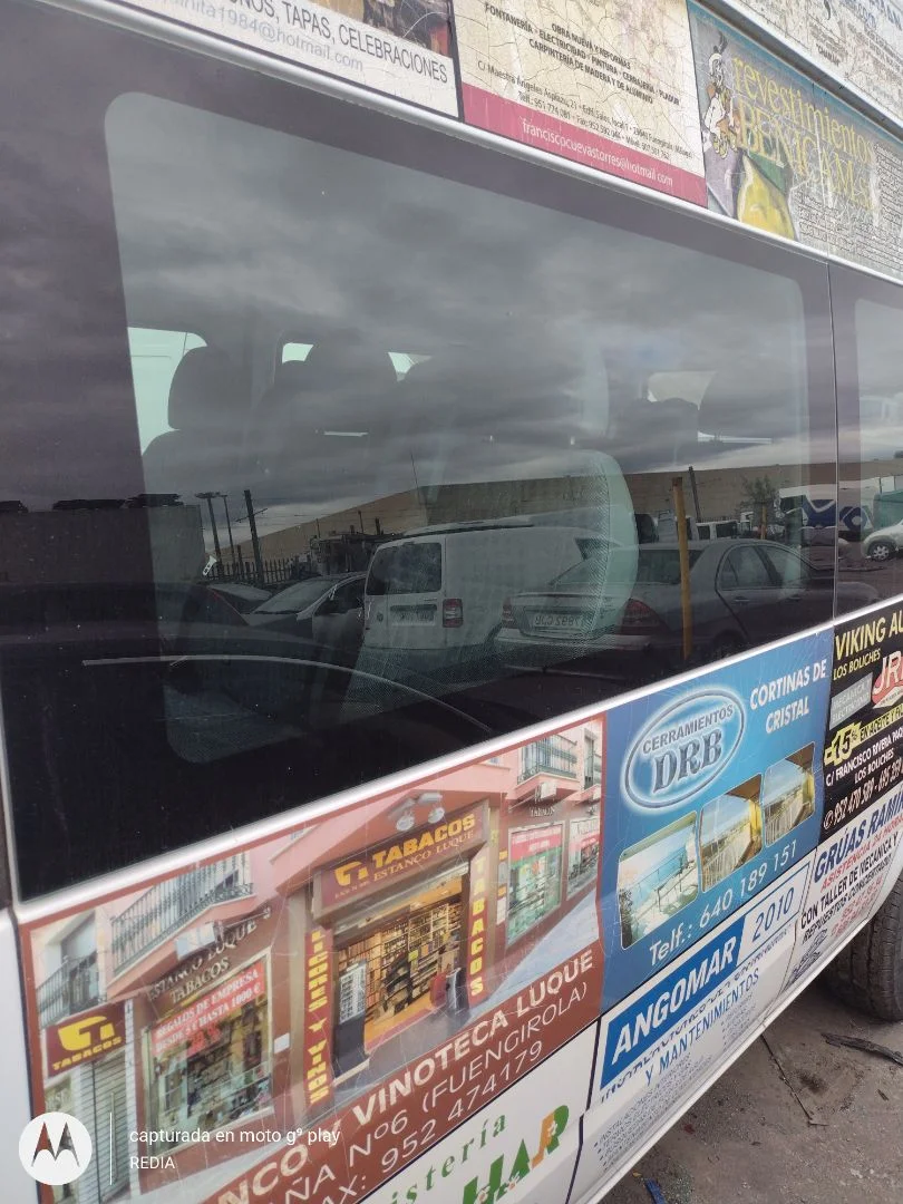 Foto de LUNA TRASERA IZQUIERDA FORD TRANSIT COMBI (TT9) 2.4 TDCi CAT (116 CV / 85 KW)