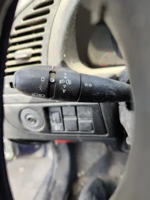 Foto de MANDO MULTIFUNCION CITROEN XSARA COUPE 2.0 HDi CAT (RHY / DW10TD) (90 CV / 66 KW) foto 4