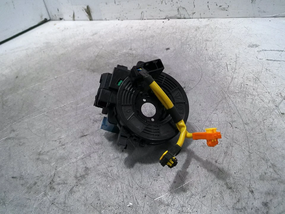 Foto de ANILLO AIRBAG TOYOTA AVENSIS CROSS SPORT (T27) 1.8 16V CAT (147 CV / 108 KW) referencia 8924505040