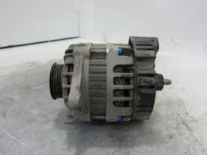 Foto de ALTERNADOR HYUNDAI ATOS (EM) 1.1 12V CAT (63 CV / 46 KW) referencia 37300 foto 4