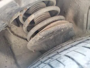 Foto de AMORTIGUADOR DELANTERO DERECHO HYUNDAI ELANTRA (XD) 2.0 CRDi CAT (113 CV / 83 KW)