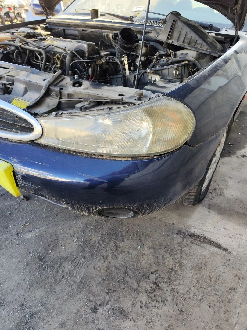 Foto de FARO IZQUIERDO FORD MONDEO BERLINA (GD) 1.8 Turbodiesel CAT (90 CV / 66 KW) referencia 1110520