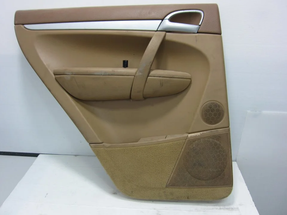 Foto de GUARNECIDO PUERTA TRASERA IZQUIERDA PORSCHE CAYENNE (TIPO 9PA1) referencia 7L5867211