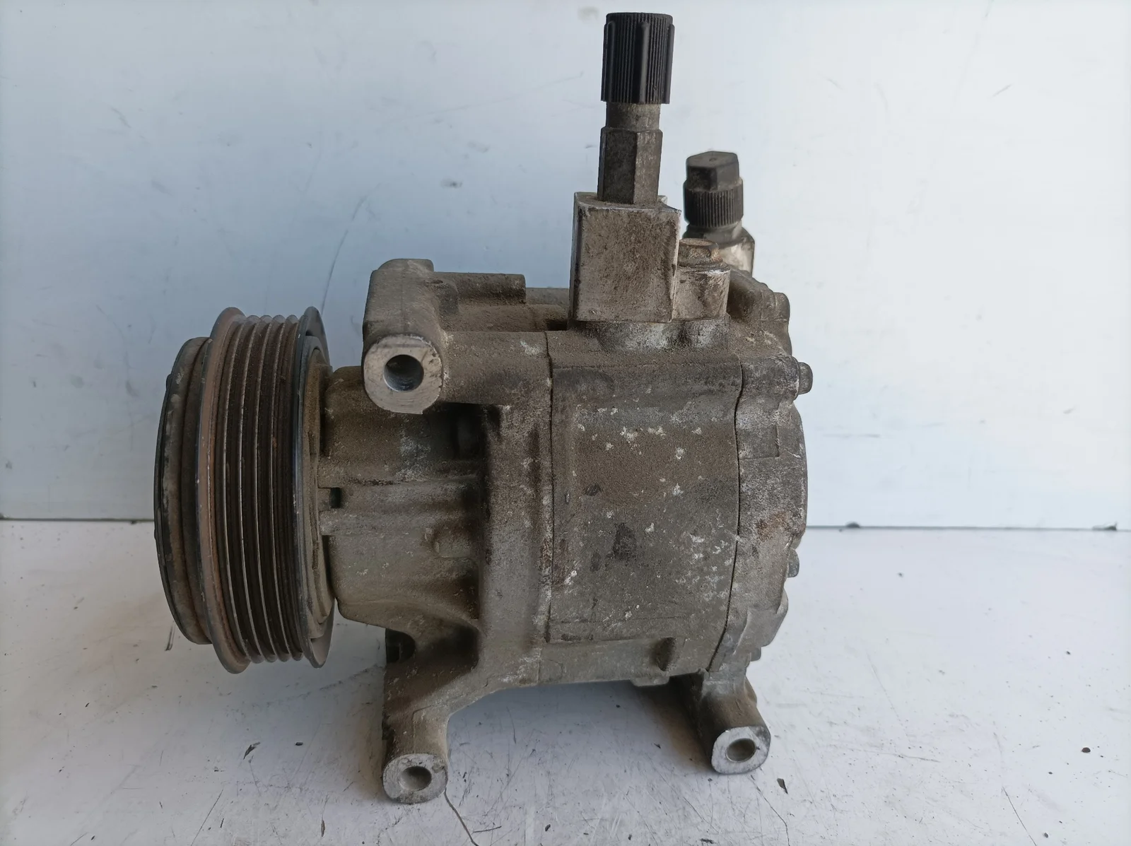 Foto de COMPRESOR AIRE ACONDICIONADO FORD KA (CCU) referencia 5A7875200