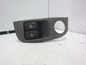 Foto de MANDO ELEVALUNAS DELANTERO IZQUIERDO RENAULT MEGANE I FASE 2 COUPE (DA...) 1.6  (107 CV / 79 KW) referencia 429998K