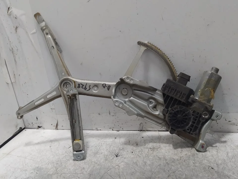 Foto de ELEVALUNAS DELANTERO DERECHO OPEL ASTRA G BERLINA 2.0 DTI (101 CV / 74 KW) referencia 90521882