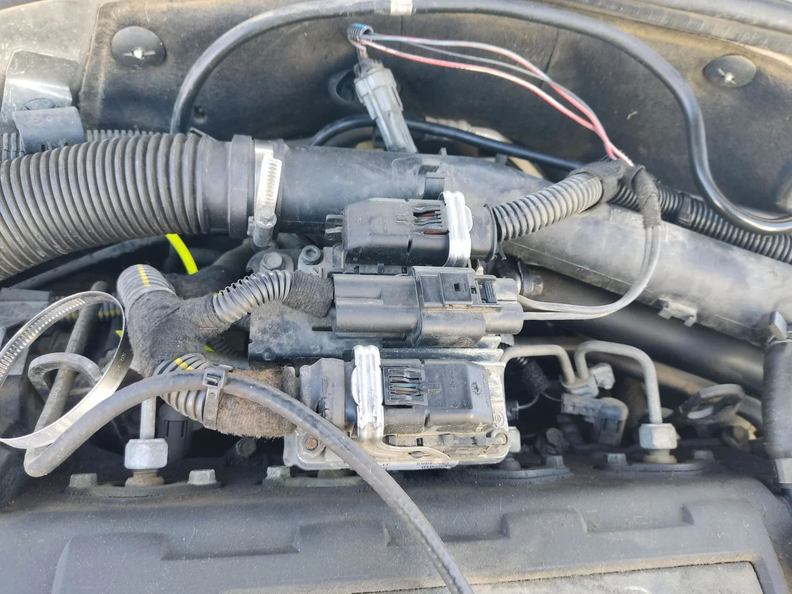Foto de CENTRALITA MOTOR UCE OPEL COMBO (CORSA C) 1.7 16V DI CAT (Y 17 DTL / LK8) (65 CV / 48 KW)