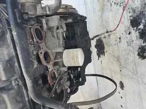 Foto de MOTOR COMPLETO FORD MONDEO BERLINA (GE) 2.5 V6 24V CAT (170 CV / 125 KW) referencia LCBD foto 2