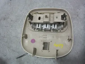 Foto de LUZ INTERIOR CITROEN C4 BERLINA 1.6 16V CAT (NFU / TU5JP4) (109 CV / 80 KW) referencia 9648338577 foto 4