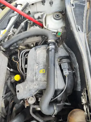 Foto de MOTOR COMPLETO RENAULT KANGOO I (F/KC0) 1.9 dCi Diesel CAT (84 CV / 62 KW) foto 2