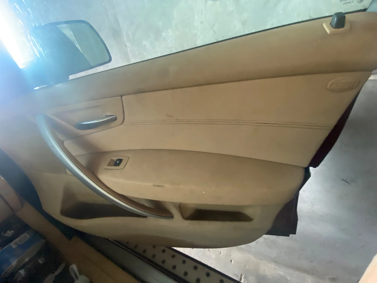Foto de GUARNECIDO PUERTA DELANTERA DERECHA BMW SERIE X3 (E83) 2.0 Turbodiesel CAT (177 CV / 130 KW)